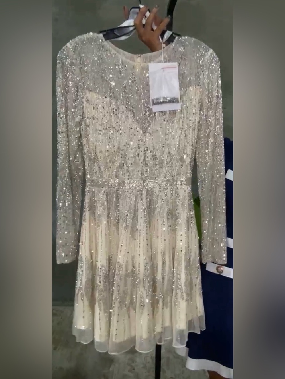 Mac Duggal Beaded Sequined Long Sleeve Ivory Cocktail Mini Dress. Sz 4 NWT